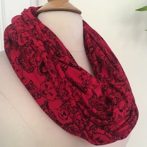 Nooworks Red Soft Knit Infinity Scarf w/ Big Cats
